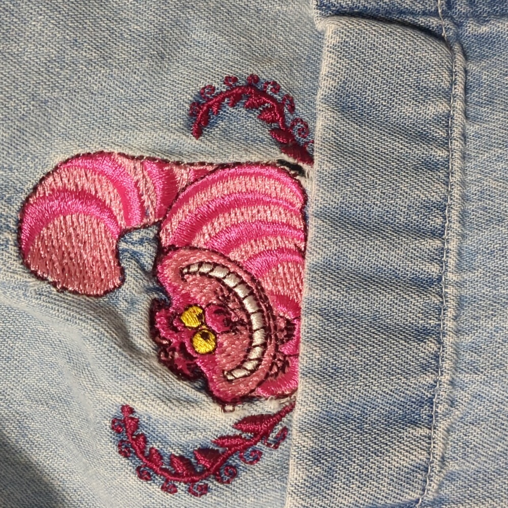 Cheshire Cat Denim Shirt 90s Disney Classics Alice in Wonderland Sz L - Picture 11 of 12